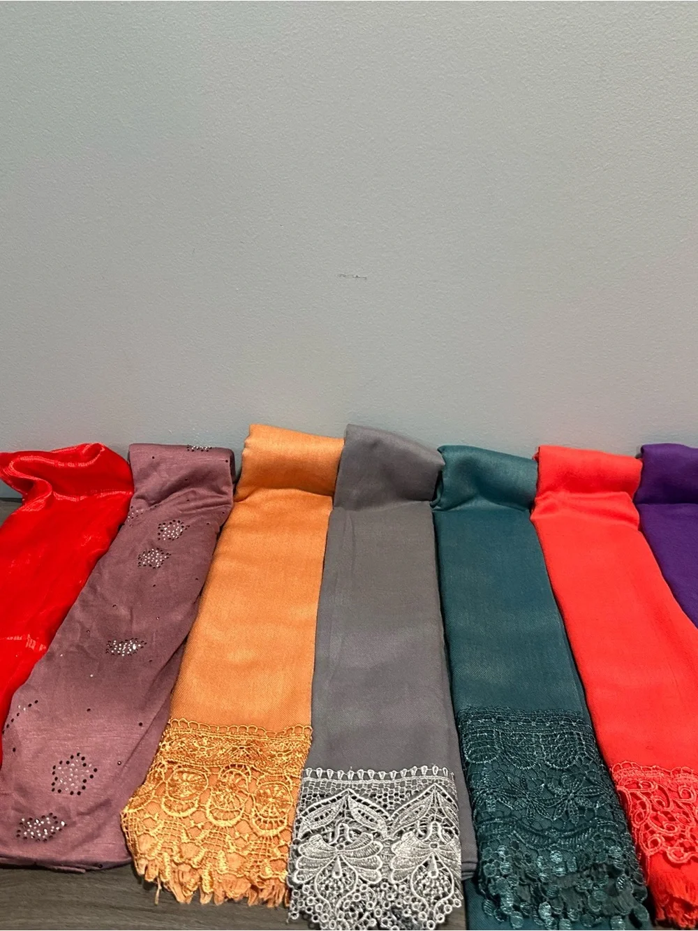 Lot of 13 Arabic Hijab Wraps & Lace Pashmina Scarves Bundle
